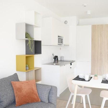 White Apartment Modern Tower Atal Gdynia Luaran gambar