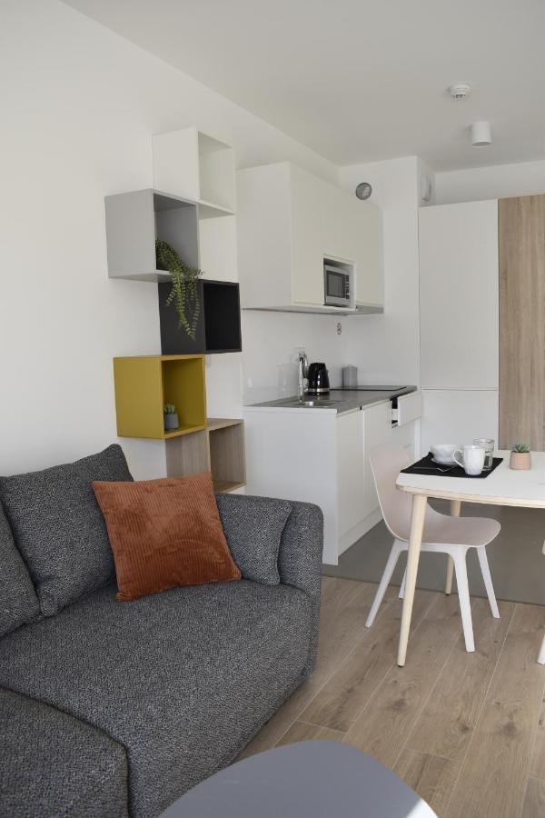 White Apartment Modern Tower Atal Gdynia Luaran gambar